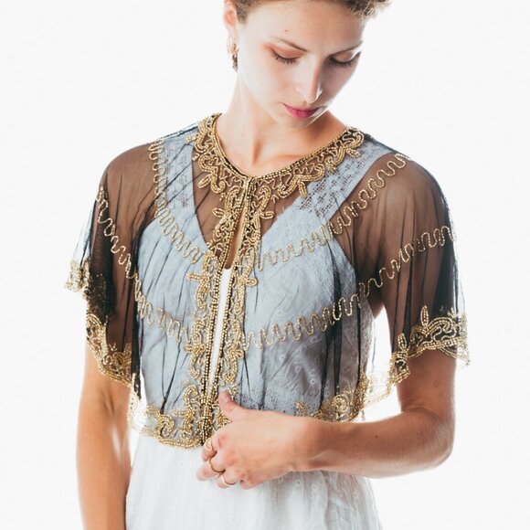 Beaded special occasion shrug / Black Gold shiny evening capelet / Sequin Poncho - Picture 3 of 6